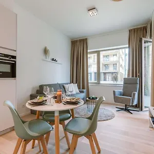 https://top-of-the-line-apartment-in-a-new-upscale-residence.hotelsghent.com
