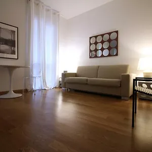  Appartamento Brera - Fiori Chiari Charme Italia